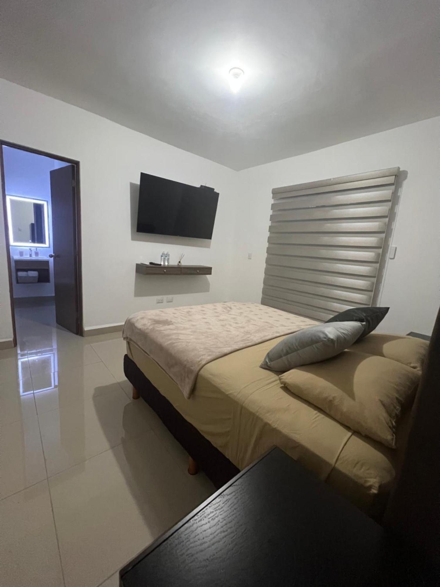 Willa Casa Pardo Monterrey Zewnętrze zdjęcie